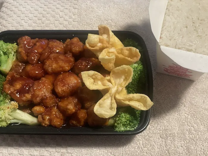 Lucky Star Chinese Food 5