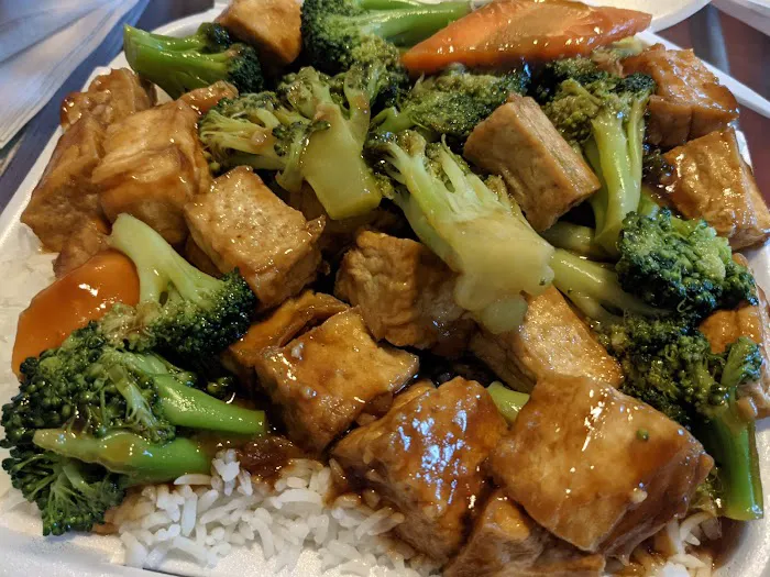 Ming Wok 8