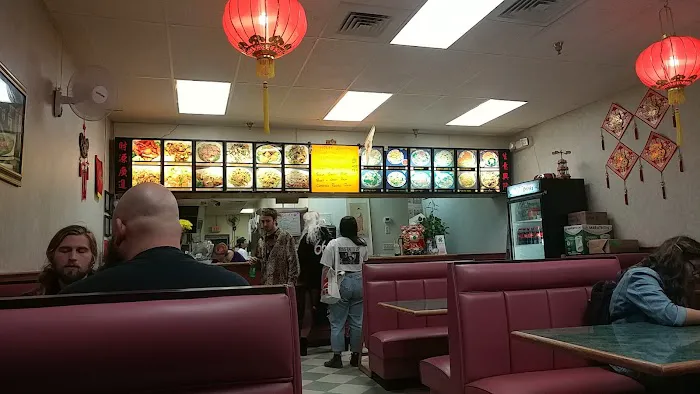 Uncle Lim's Kitchen 8