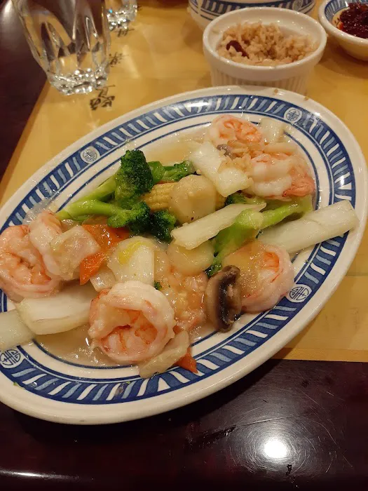 Golden China Restaurant 5