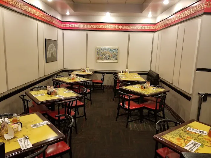 Golden China Restaurant 8