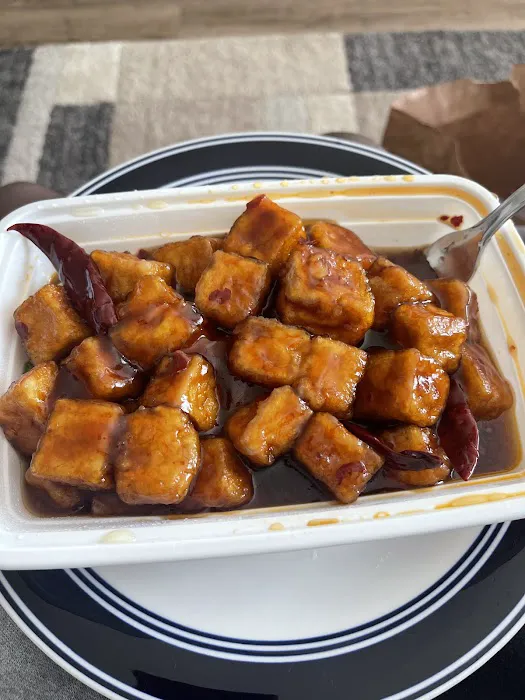 Dragon Wok Chinese Restaurant 10