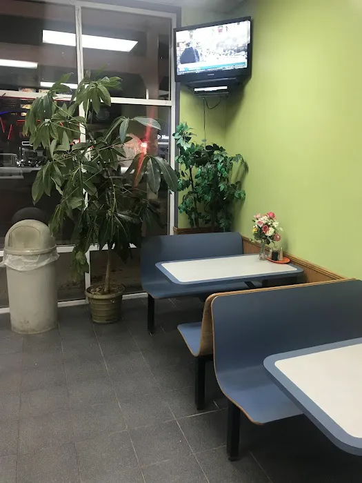 Lee's Chinese Restaurant 3