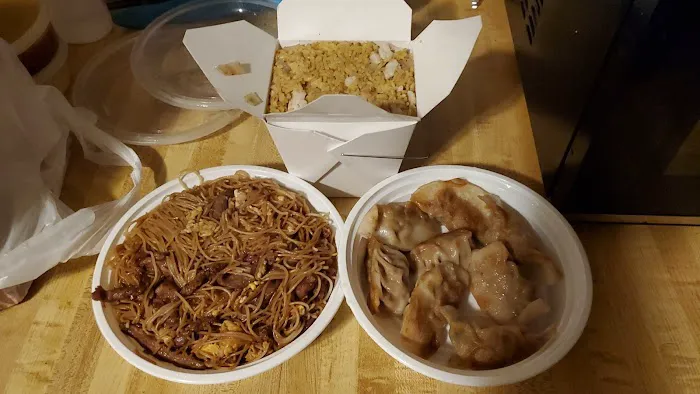 Mr Lu's Chinese Restaurant 6