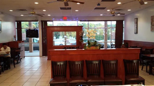 ASIAN BISTRO 4