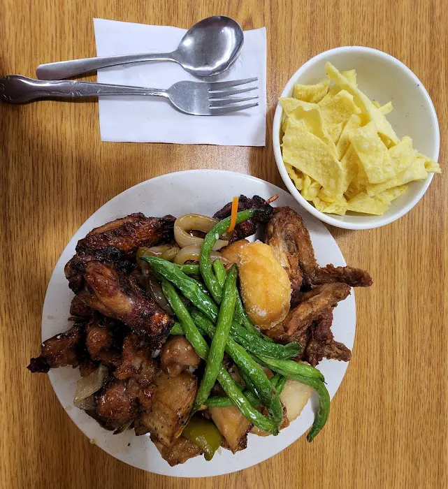Golden Crown Restaurant 8