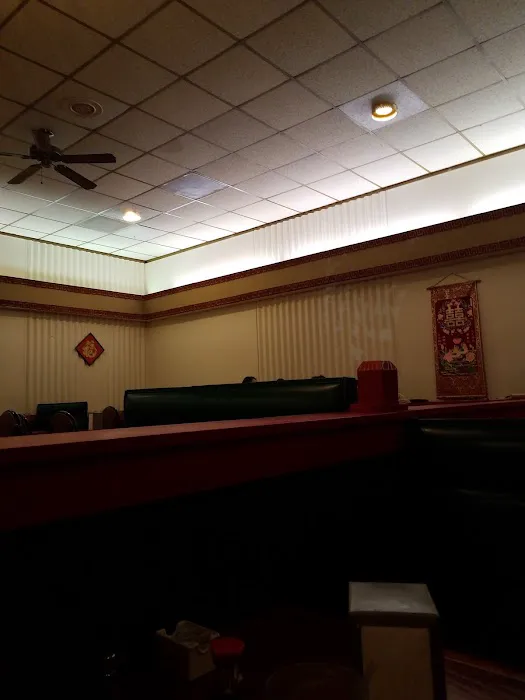 Golden Crown Restaurant 10