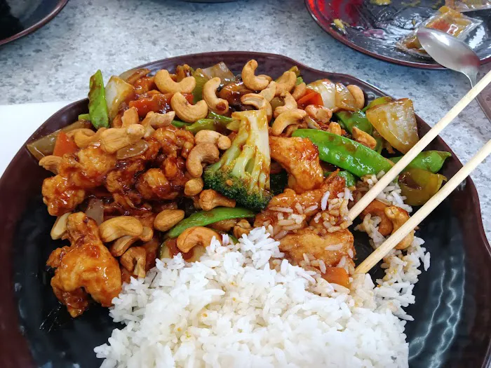 Oriental Cafe Chinese Restaurant 6