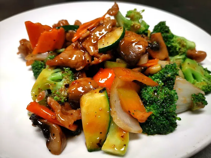 huang's china bistro 10