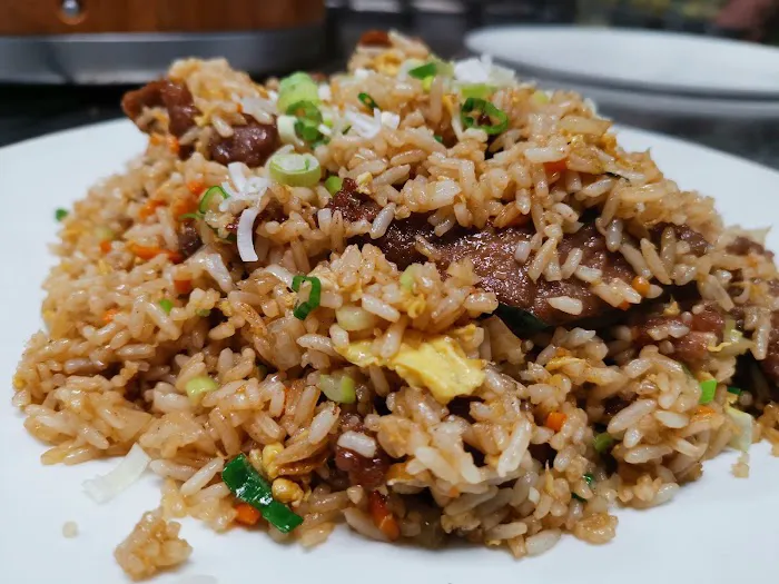 huang's china bistro 7