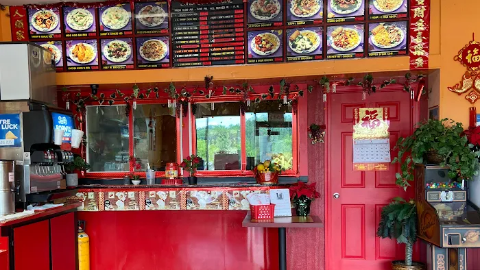 Golden Wok 10