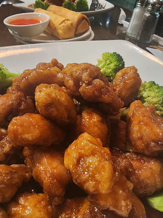 Mingfu Sushi & Chinese 5