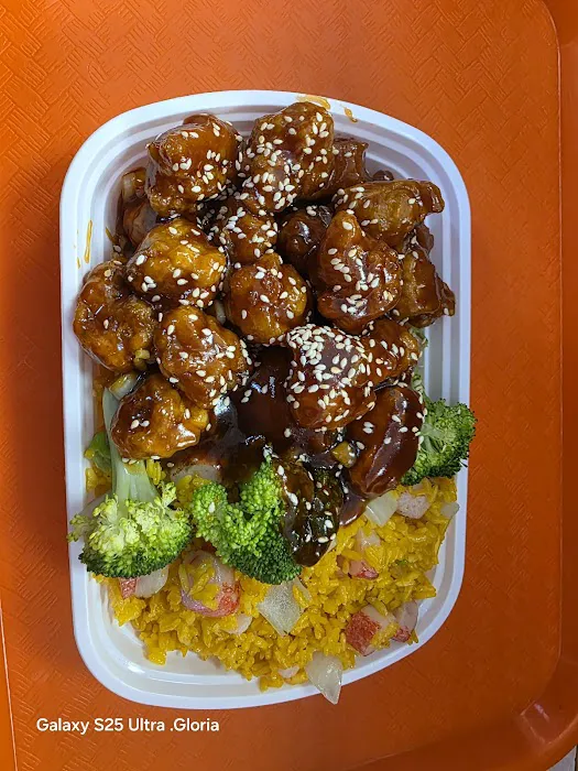 Great Wall Restaurant 8