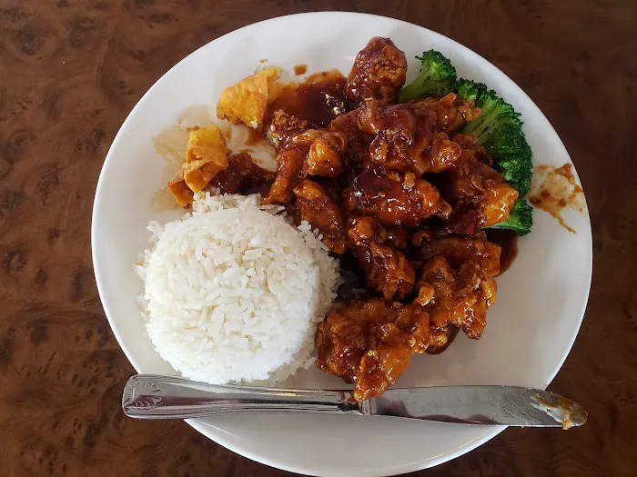 Delicacy Chinese Bistro 6