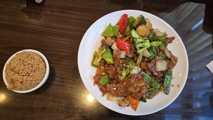 Delicacy Chinese Bistro 1