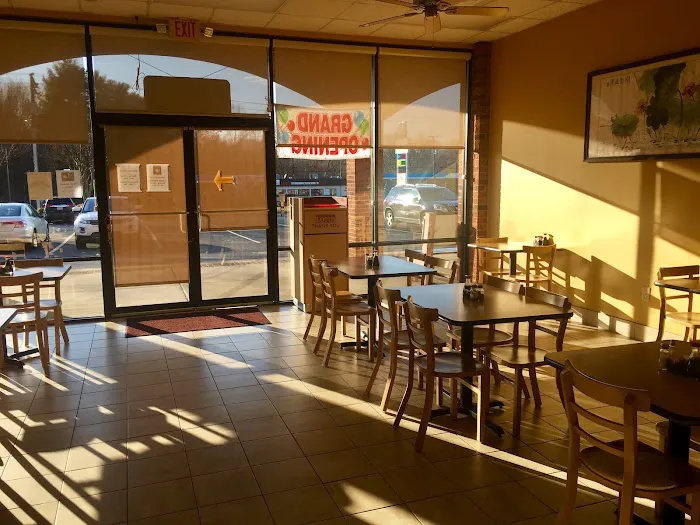 Lotus Chinese Restaurant 10
