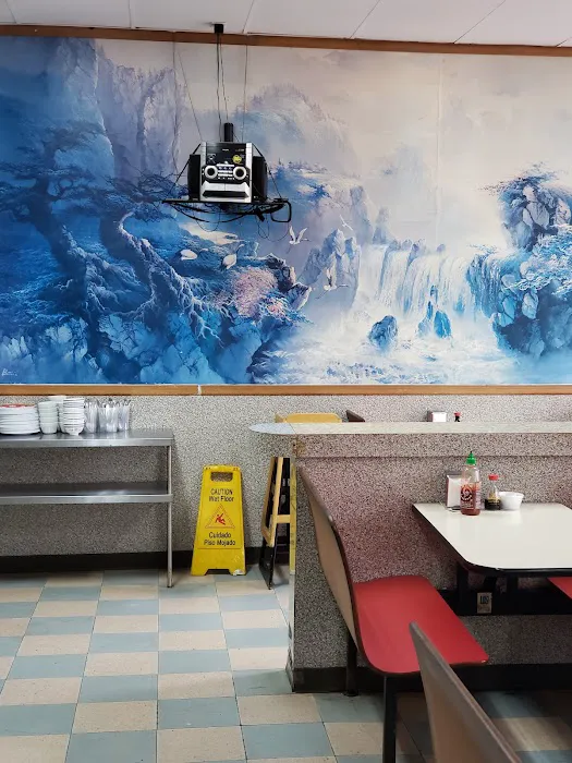 New Golden China Restaurant 3
