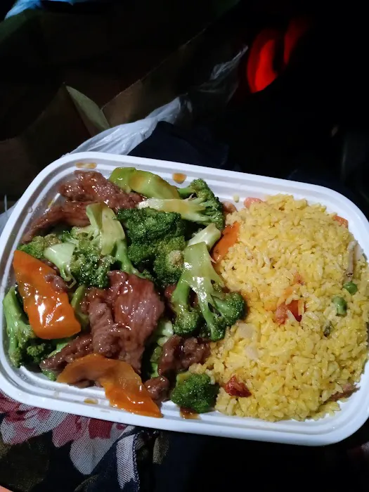 Golden China Restaurant 3