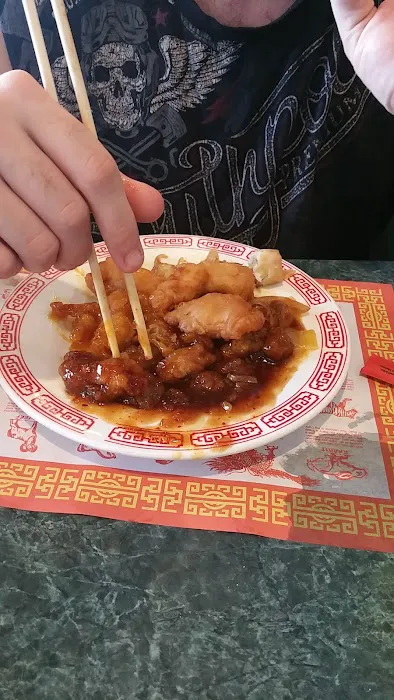 Lon Sen Chinese Restaurant 8