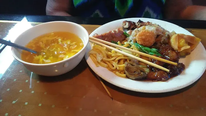 Golden China Restaurant 4