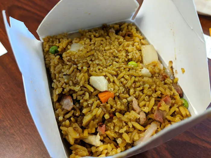 Hot Wok Chinese Restaurant 4