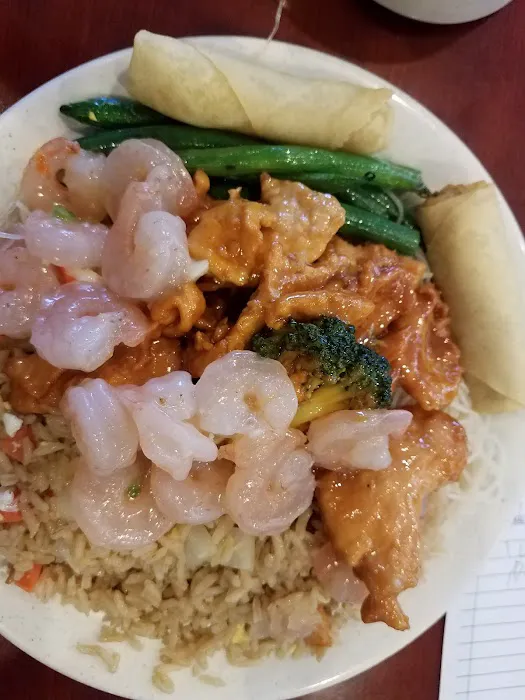 Jin Jin Chinese Buffet and Sushi 8