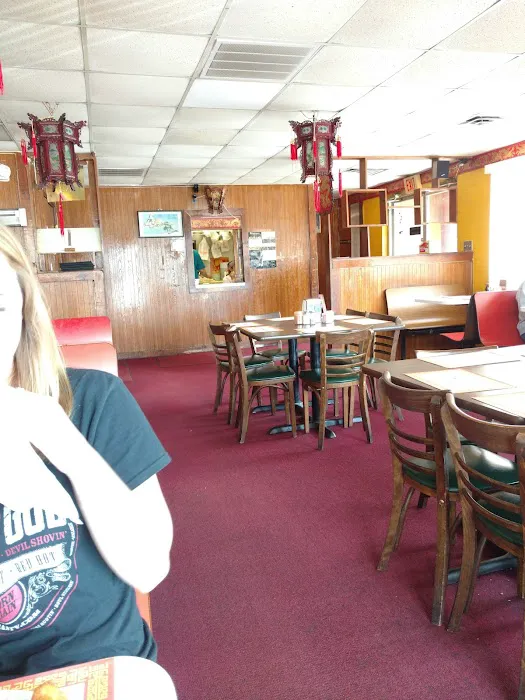 Ming Ming Chinese Restaurant 10