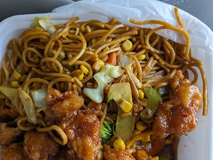 Ming House Express Restaurant 6