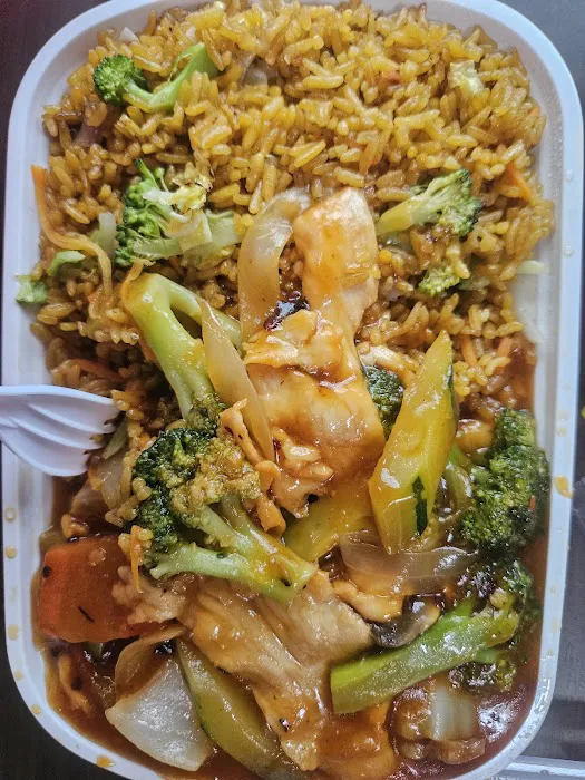 Chen's Chinese Restaurant 10