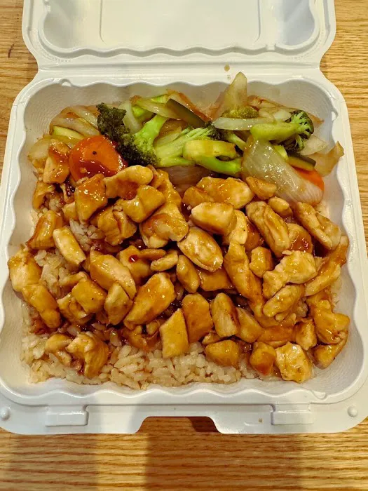 Peking Wok 3 9