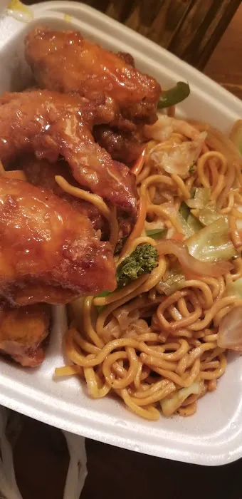 Chinese Cuisine & Thai Food 5