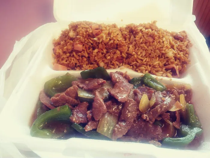 Chow's Restaurant 9