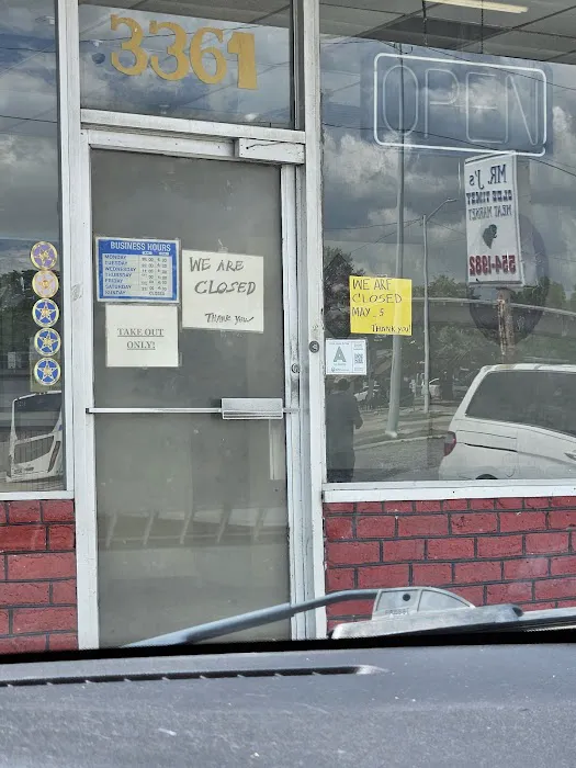 Chow's Restaurant 10