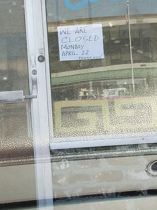 Chow's Restaurant 6