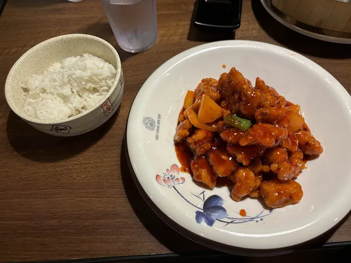 Chef Loong Dim Sum & Soup Dumplings 笼师傅 3