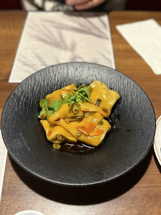 Chef Loong Dim Sum & Soup Dumplings 笼师傅 2