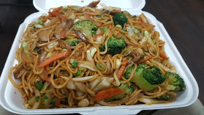 Lai Wah Chinese Take-Out Restaurant 3