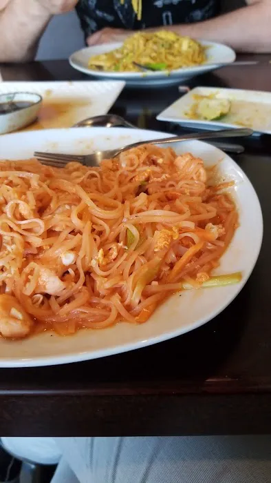 New Peking Chinese Restaurant 10