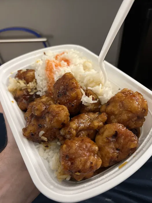 New Peking Chinese Restaurant 9
