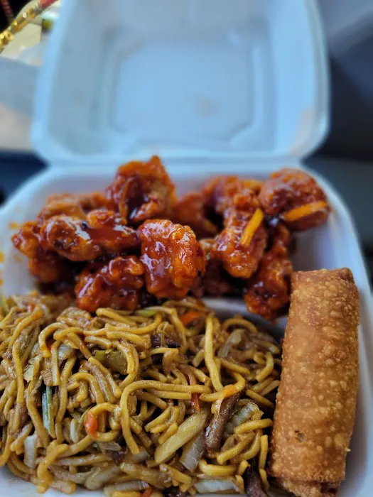 New Dragon Chinese Restaurant 6