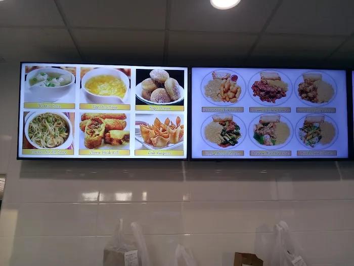 Michelle’s Wok N Roll 7