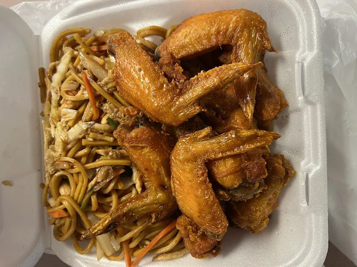 Lucky Chinese Restauran 6