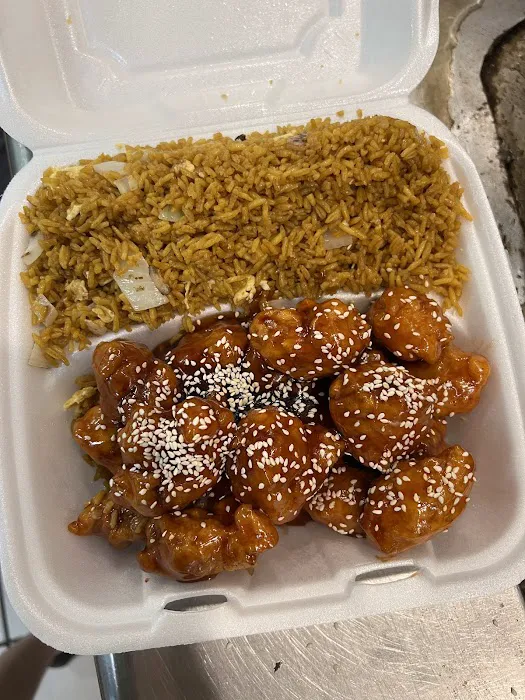 Lucky Chinese Restauran 10