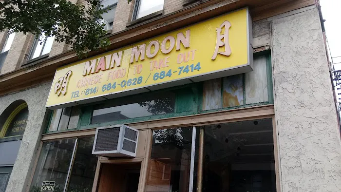 Main Moon 4