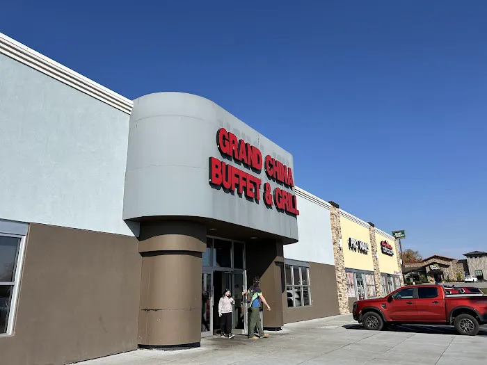 Grand China Buffet Sushi & Grill 3