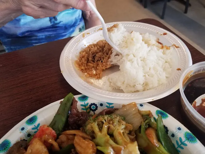 ZHUZI Chinese Restaurant 9