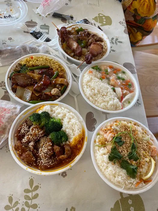 Chan's Asian Wok 8