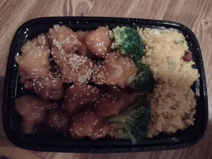Side Wok Cafe 3