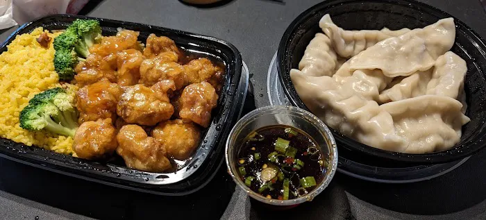 Side Wok Cafe 4