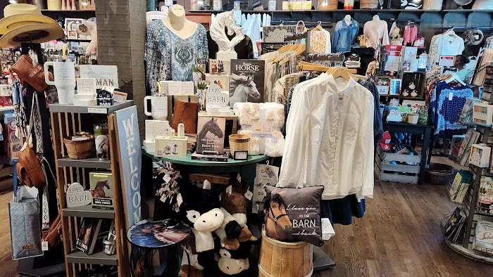 Cracker Barrel Old Country Store 4